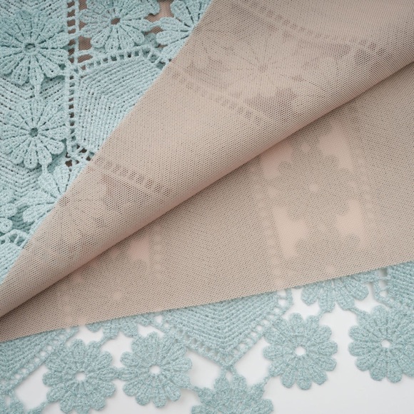 Elegant Lace Maxi Dress in Soft Icy Mint Color - Picture 14 of 15